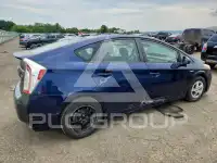 2012 Toyota PRIUS фото