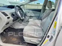 2012 Toyota PRIUS фото