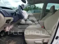 2012 Toyota PRIUS фото