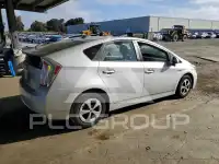 2012 Toyota PRIUS фото