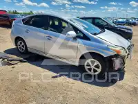 2012 Toyota PRIUS фото