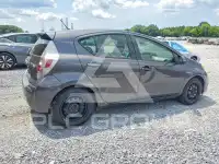 2012 Toyota PRIUS фото