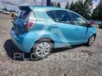 2012 Toyota PRIUS фото
