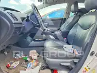 2012 Toyota PRIUS фото