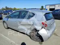 2012 Toyota PRIUS фото