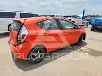 2012 Toyota PRIUS фото