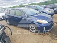 2012 Toyota PRIUS фото