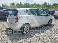 2012 Toyota PRIUS фото