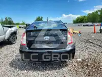 2012 Toyota PRIUS фото