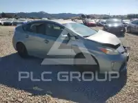 2012 Toyota PRIUS фото
