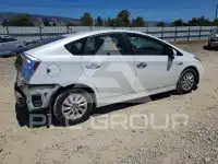 2012 Toyota PRIUS фото