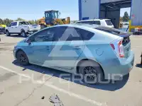 2012 Toyota PRIUS фото