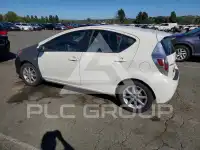 2012 Toyota PRIUS фото