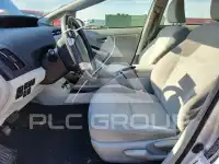 2012 Toyota PRIUS фото