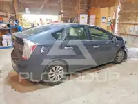 2012 Toyota PRIUS фото
