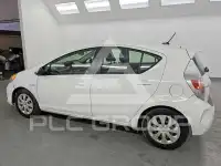 2012 Toyota PRIUS фото