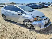 2012 Toyota PRIUS фото