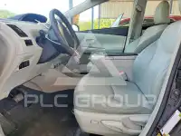 2012 Toyota PRIUS фото