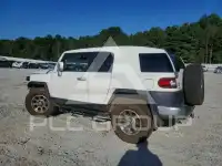 2012 Toyota FJ Cruiser фото