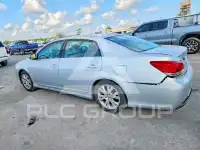 2012 Toyota AVALON photo