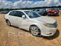 2012 Toyota AVALON photo
