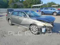 2012 Toyota AVALON фото