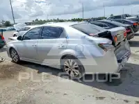 2012 Toyota AVALON фото
