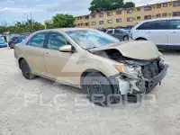 2012 Toyota CAMRY фото