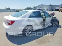 2012 Toyota CAMRY фото