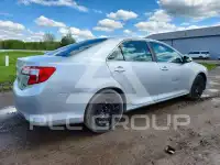 2012 Toyota CAMRY фото