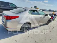 2012 KIA Optima photo