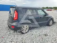 2012 KIA Soul фото