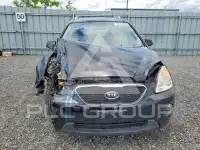 2012 KIA Rondo фото
