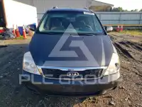 2012 KIA Sedona photo