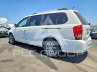 2012 KIA Sedona фото