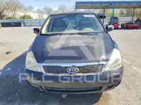 2012 KIA Sedona фото