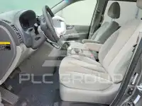 2012 KIA Sedona photo