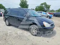 2012 KIA Sedona фото