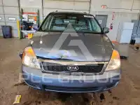 2012 KIA Sedona фото