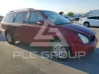 2012 KIA Sedona photo
