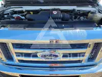 2012 Ford E-150 фото