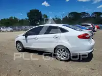 2012 Ford FIESTA фото