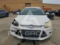 2012 Ford FOCUS photo