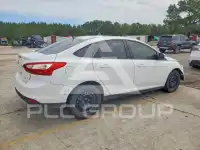 2012 Ford FOCUS photo