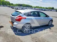 2012 Ford FOCUS фото