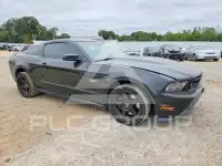 2012 Ford MUSTANG photo