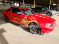 2012 Ford MUSTANG фото