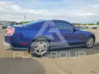 2012 Ford MUSTANG фото
