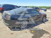 2012 Ford MUSTANG фото