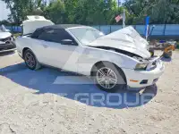 2012 Ford MUSTANG фото